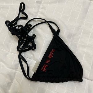 Voight by Valentina V-kini top